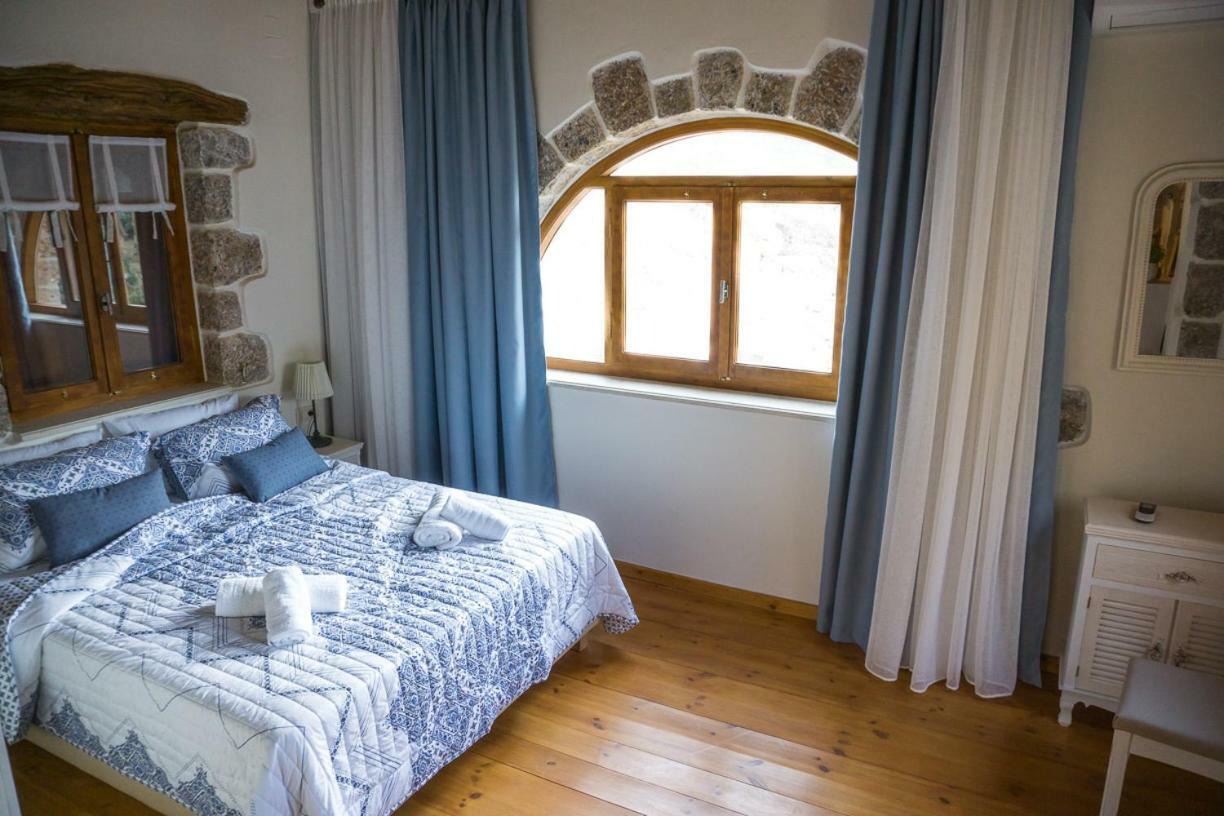 スーギアTo Spiti Masアパートメント エクステリア 写真