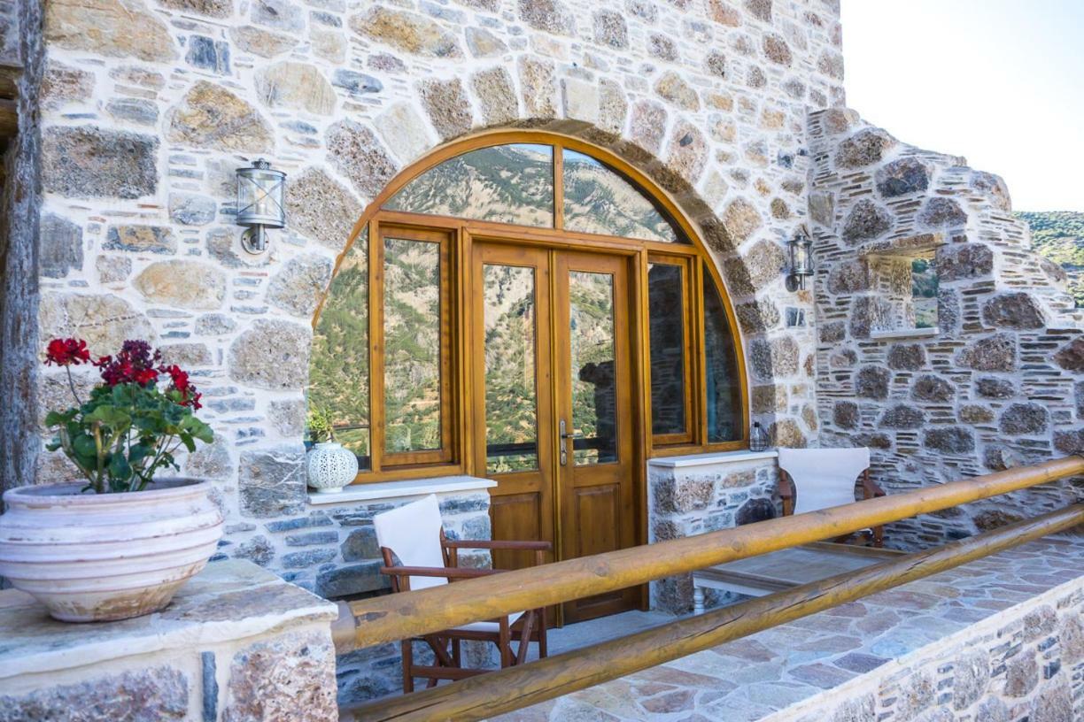 スーギアTo Spiti Masアパートメント エクステリア 写真